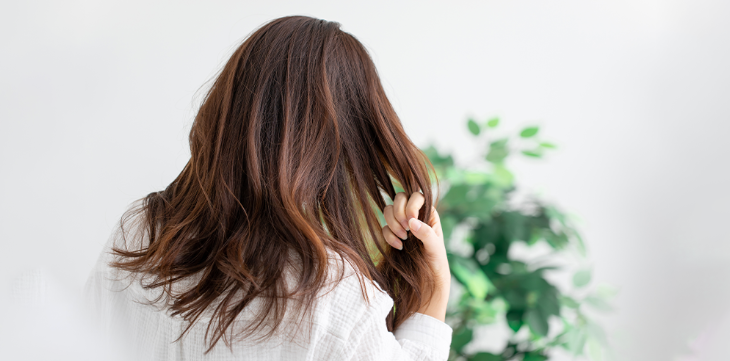 ラサーナ海藻シルキーヘアスプレー　髪質別の使用方法